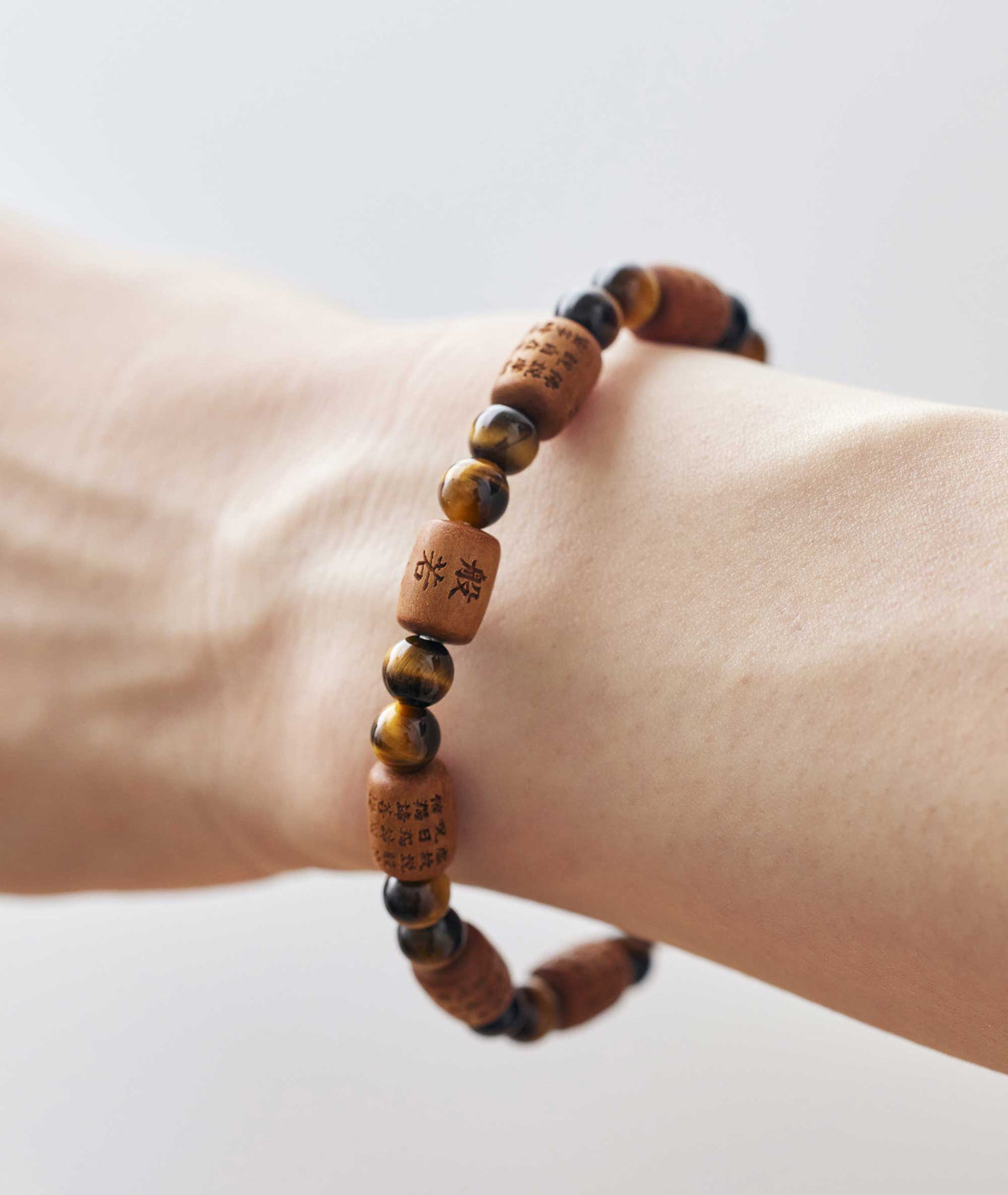 Sandalwood Juzu Bead Bracelet Hand-Engraved Heart Sutra with Tiger’s Eye Accent - Kyoto Kanbe Juzu