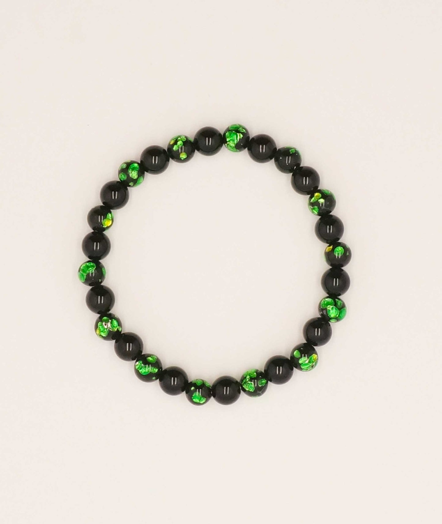 Black Onyx Juzu Bracelet with Okinawa Green Firefly Artisan Glass Bead 7mm - Kyoto Kanbe Juzu