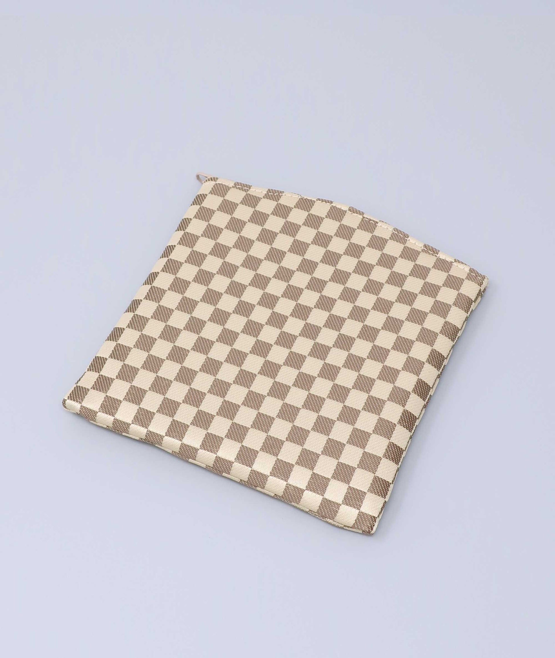 A Versatile Japanese Pouch with a Timeless Ichimatsu Pattern - Kyoto Kanbe Juzu